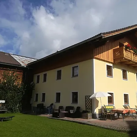 Carmen Feriehus Grän